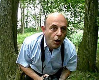 Un vieux se tape une jeune exhibitionniste dans les bois