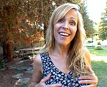 Un jeune type dfonce une belle mature avec des gros nibards