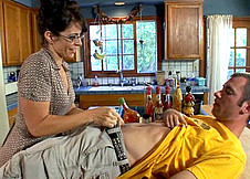 Mature baise avec un pote de son fils