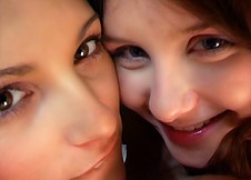 Deux copines de la fac tourne une vid�o !