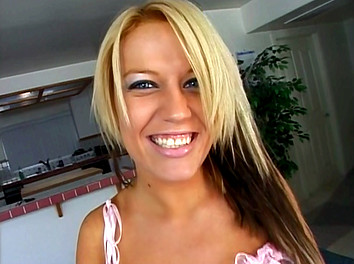 Holly Wellin
